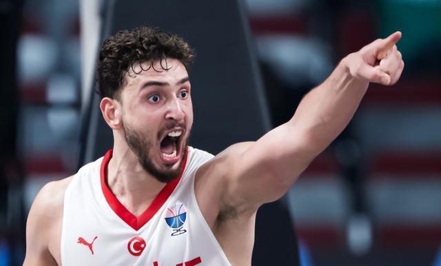 森贡, 面并不合格, 格林神经刀 森贡, 面并不合格, 格林神经刀