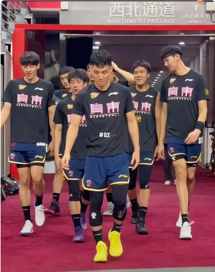 摩西, 让他在禁区, 可有效弥补